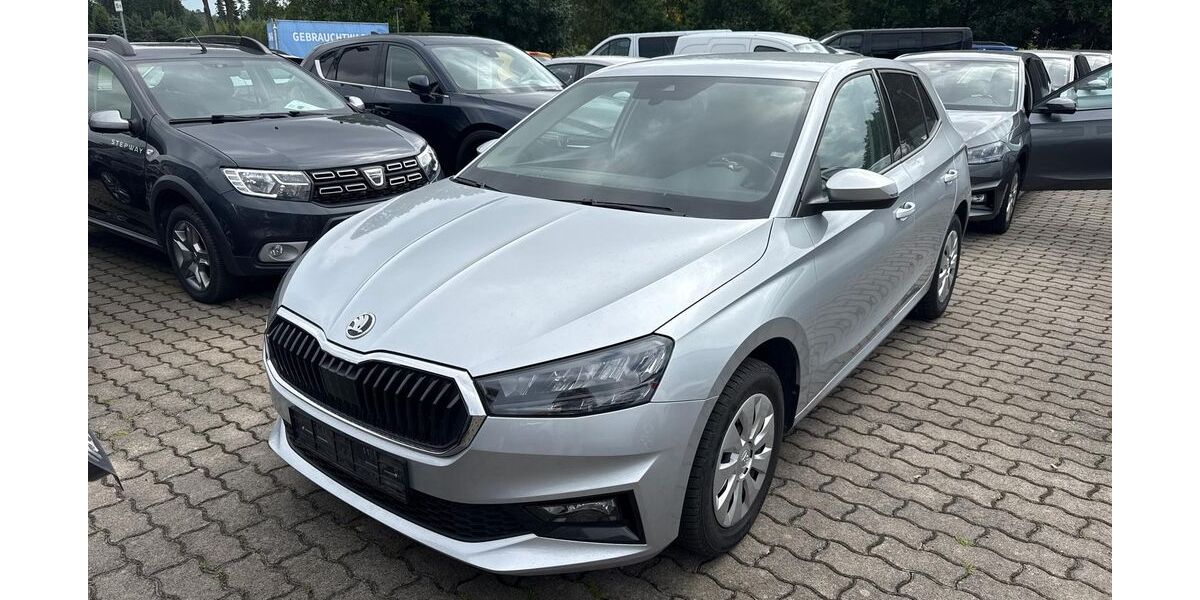 Skoda Fabia 33.279 km 15.197 &euro; Neustadt 08223
