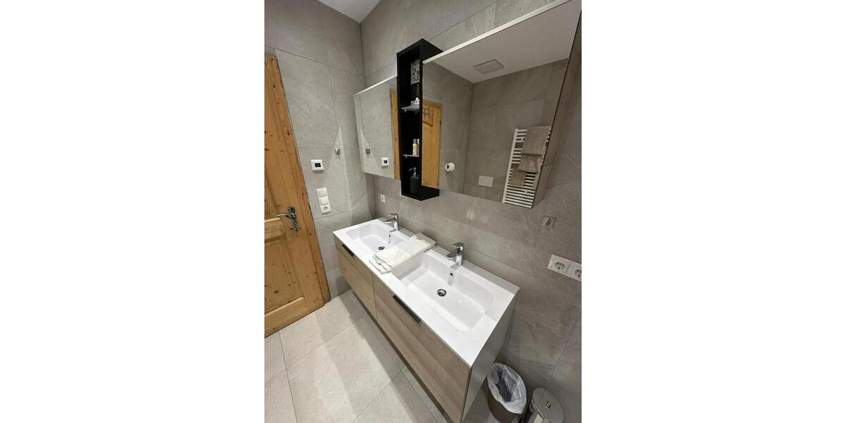 Mehrfamilienhaus, Wohnhaus Garmisch-Partenkirchen Breitenau - 8 Zimmer, 283 m&sup2;, 940.000&euro; | Angebot:23395212