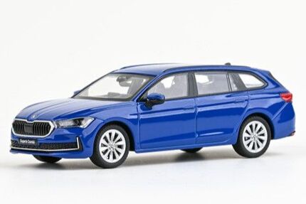 Skoda Superb 45.680 km 24.890 &euro; Heide 25746