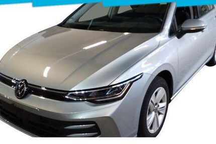 VW Golf 7.687 km 28.330 &euro; Berlin 10587