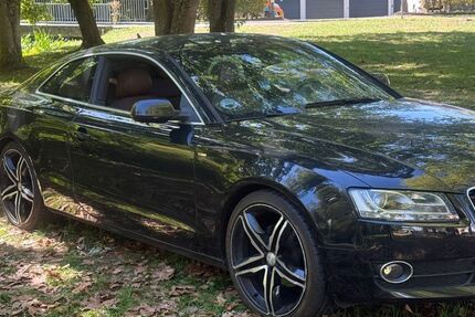 Audi A5 210.000 km 3.999 &euro; Lörrach 79541