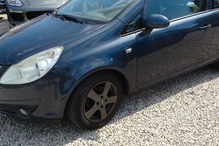 Opel Corsa 178.000 km 1.790 &euro; Landshut 84030