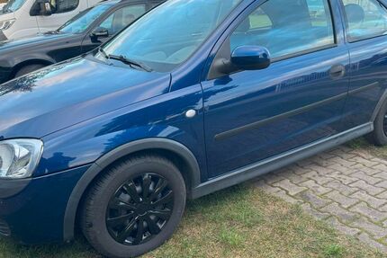 Opel Corsa 159.000 km 2.790 &euro; Rathenow 14712