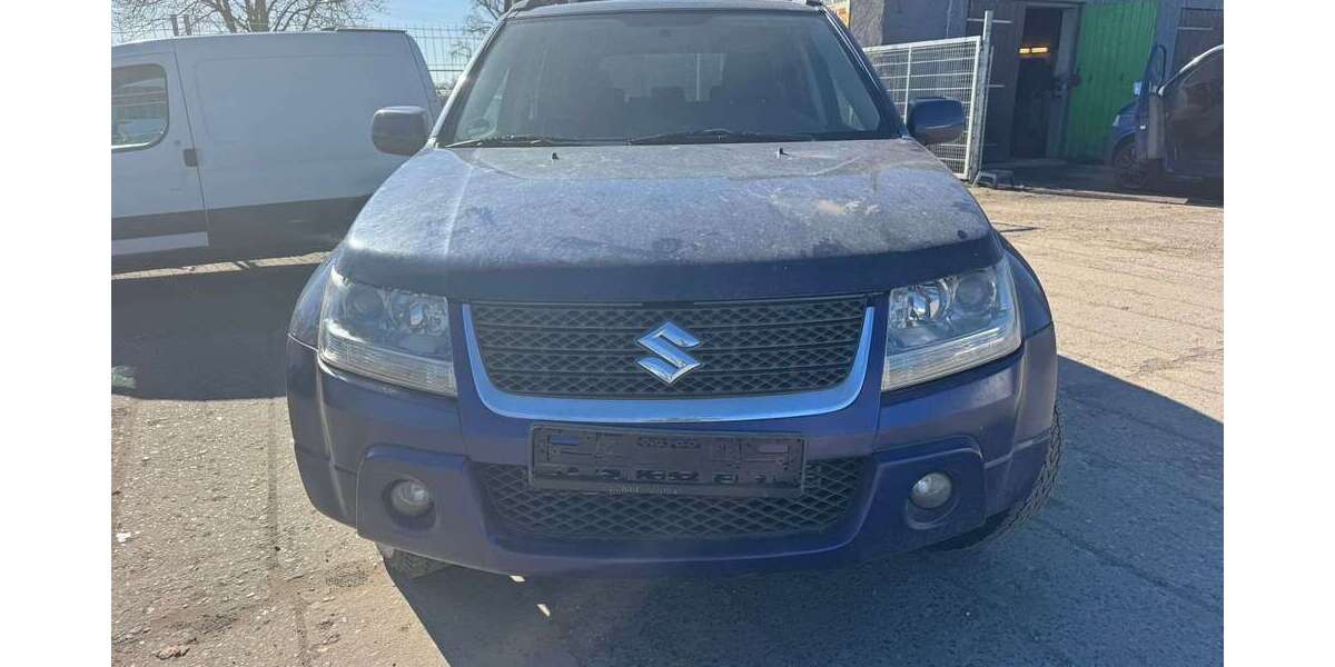 Suzuki Grand Vitara 164.600 km 3.200 &euro; Grimmen 18507