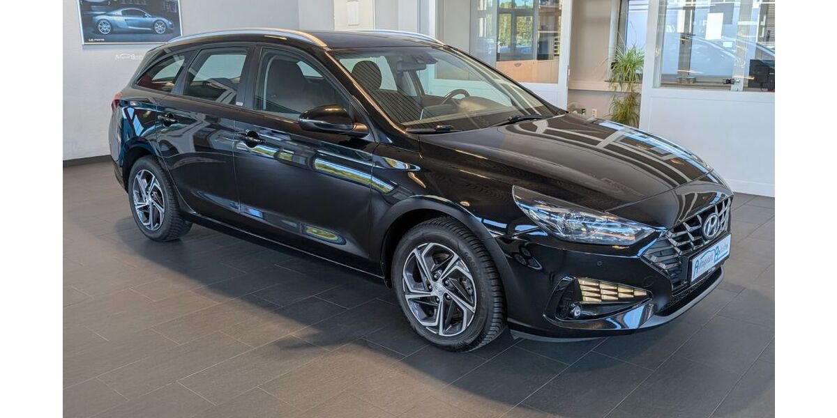 Hyundai i30 77.626 km 18.950 &euro; Achim Bierden 28832