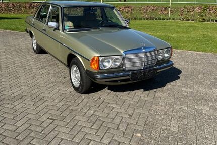 Mercedes 230
