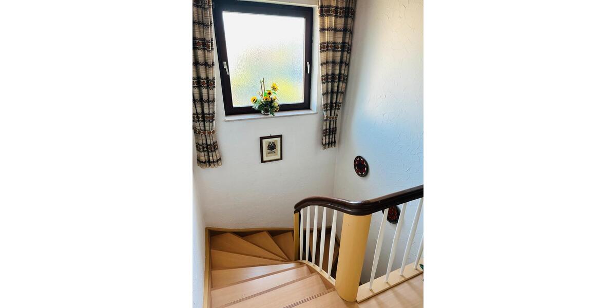 Mehrfamilienhaus, Wohnhaus Stein - 6 Zimmer, 159 m&sup2;, 549.000&euro; | Angebot:27033738