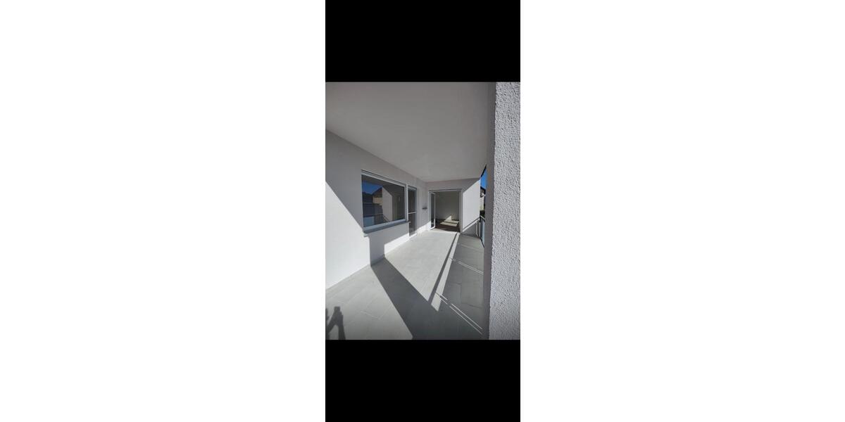 Erdgeschoßwohnung Grafenrheinfeld - 4 Zimmer, 127 m&sup2;, 1.450&euro; | Angebot:26025712