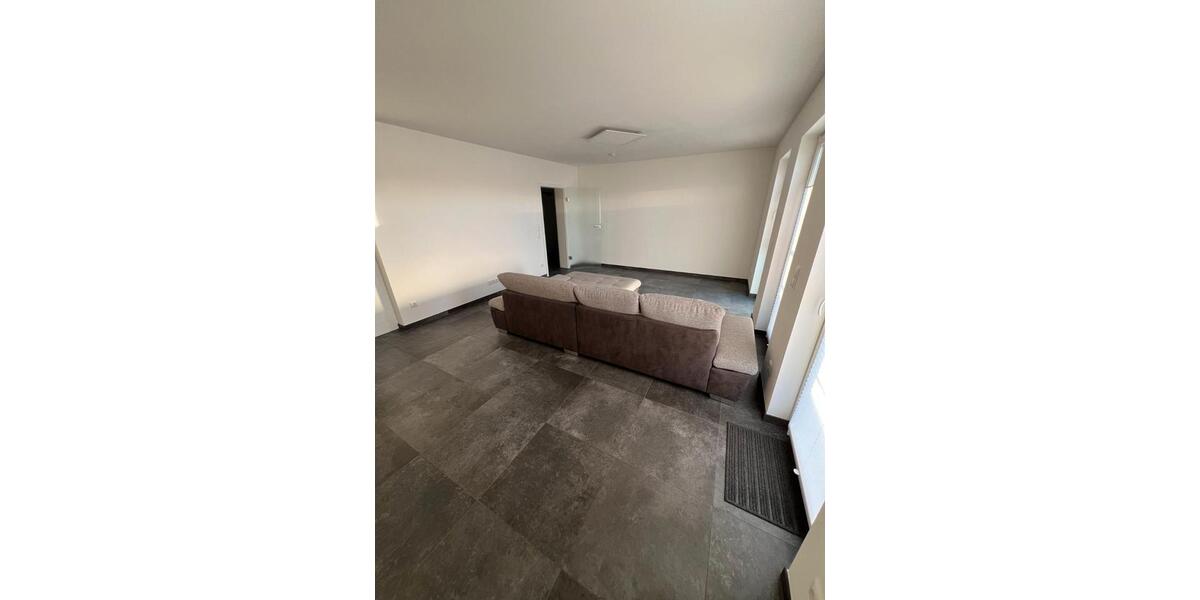 Dachgeschoßwohnung Pförring - 2 Zimmer, 70 m&sup2;, 880&euro; | Angebot:26367722