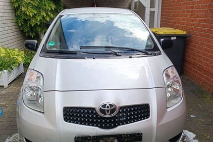 Toyota Yaris 117.400 km 2.750 &euro; Diepholz 49356