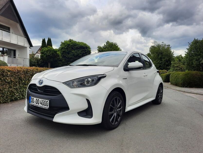 Toyota Yaris 41.700 km 16.790 € Dortmund 44139