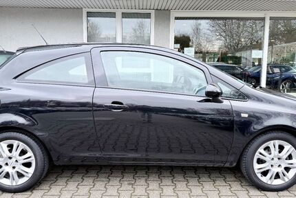 Opel Corsa 163.000 km 1.999 &euro; Mainz-Kastel 55252