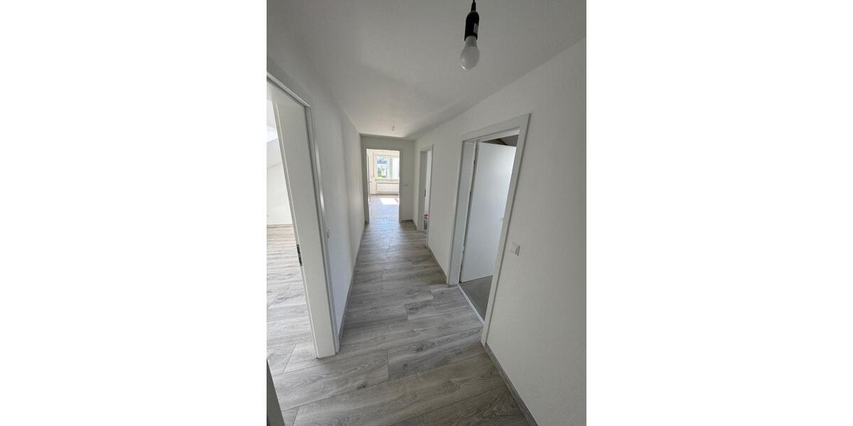 Dachgeschoßwohnung Bad Waldsee - 4 Zimmer, 61 m&sup2;, 650&euro; | Angebot:26404846