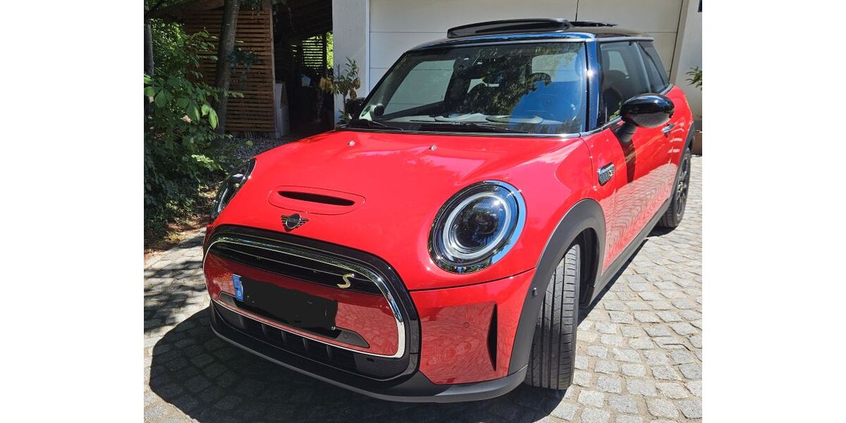 Mini Cooper SE 7.500 km 24.700 &euro; Wörthsee 82237