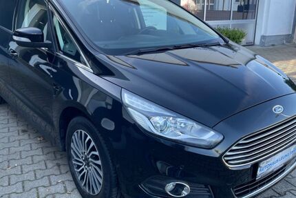 Ford S-Max 69.998 km 19.599 &euro; Leuna 06237