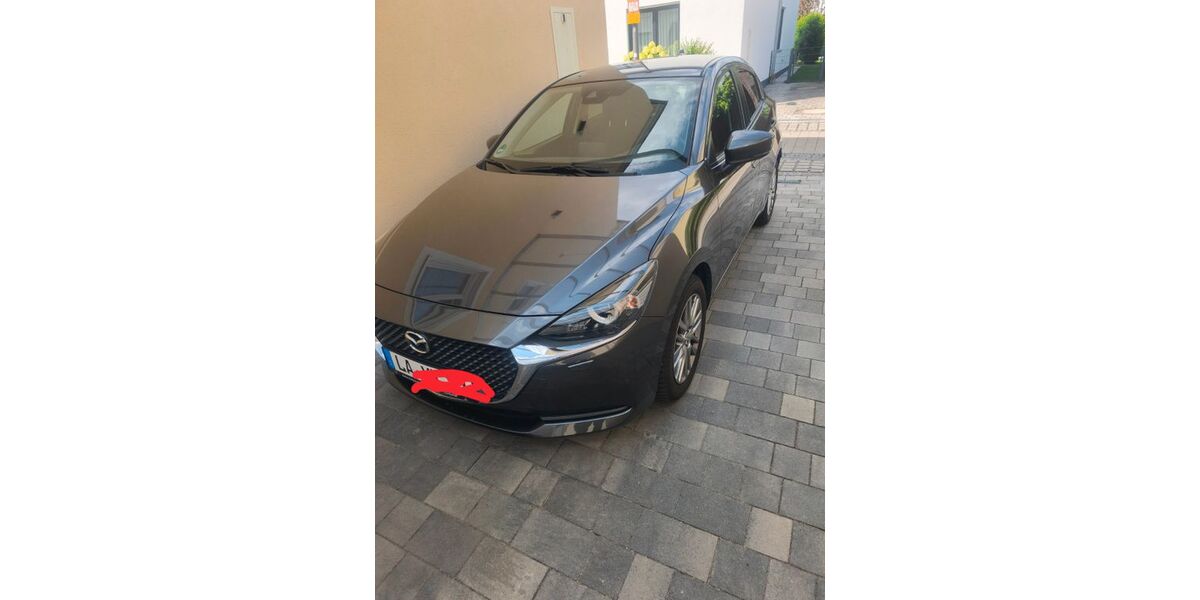 Mazda 2 27.000 km 16.000 &euro; Landshut 84032