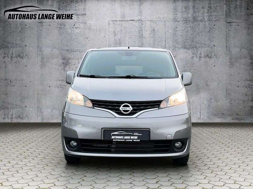NV200