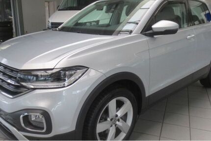 VW T-Cross 7.550 km 20.390 € Steffenberg 35239