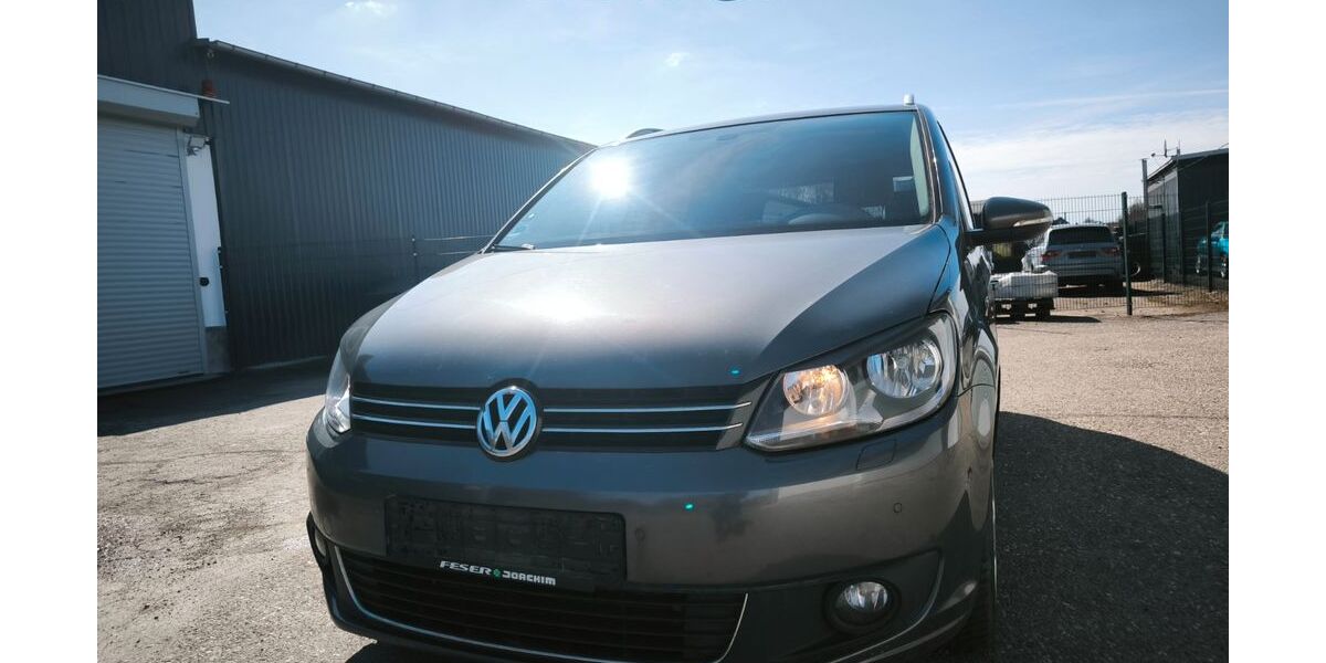 VW Touran 260.000 km 5.300 &euro; Zschopau/Nord 09405