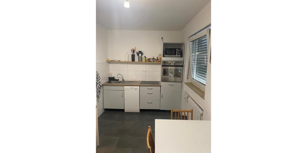 Erdgeschoßwohnung Gießen - 3 Zimmer, 83 m&sup2;, 1.050&euro; | Angebot:26396334