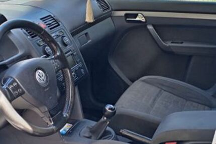 VW Touran 249.000 km 3.250 &euro; Offenbach am Main 63069