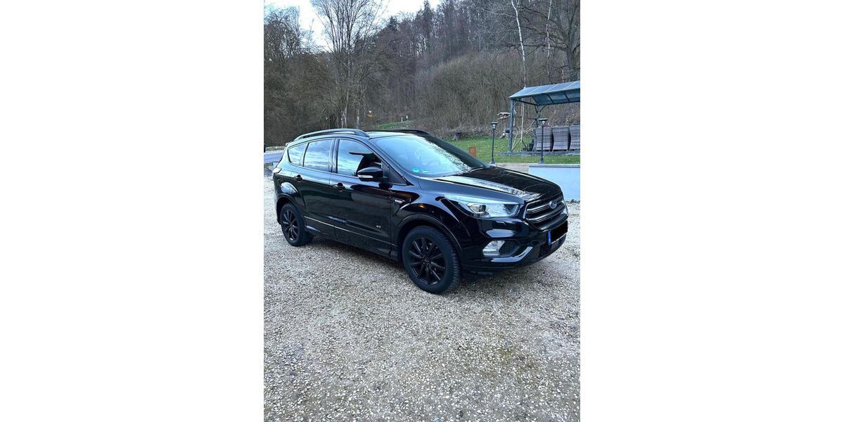 Ford Kuga 92.000 km 16.490 &euro; Laaber 93164