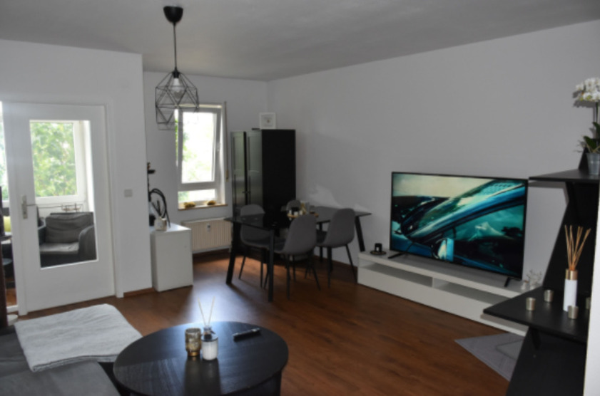 67 qm Etagenwohnung 2 ZKDB
