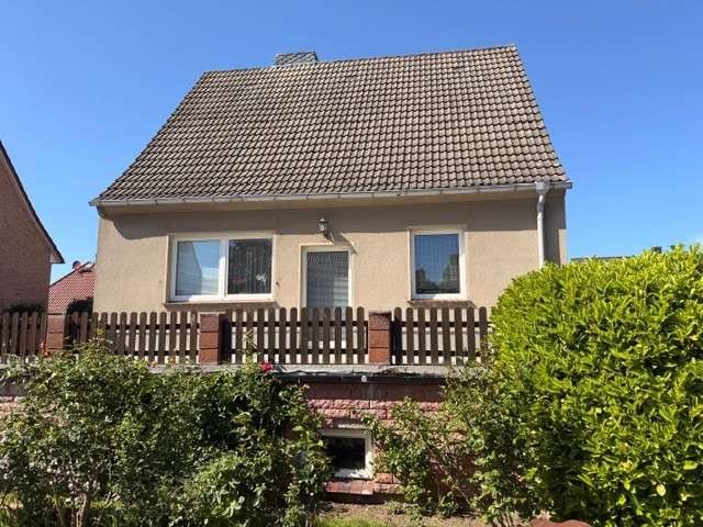 Einfamilienhaus Gadebusch - 4 Zimmer, 115 m&sup2;, 195.000&euro; | Angebot:26794937