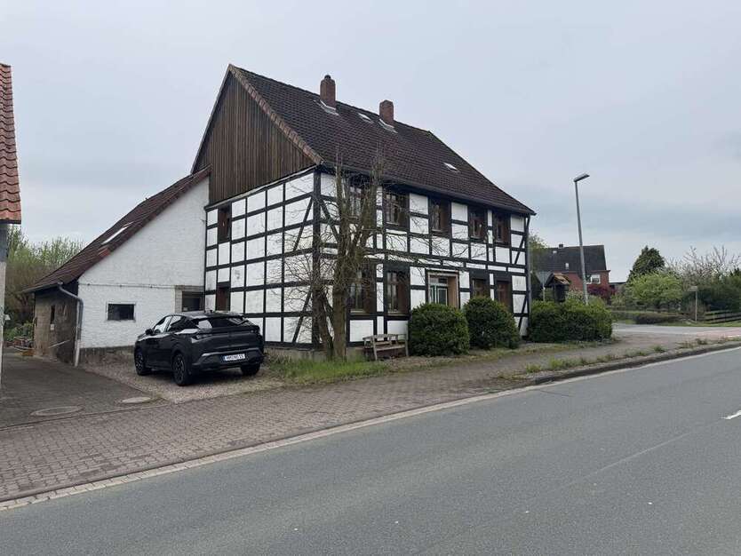 Haus zum Kaufen in Bad Münder 195.000 € 300 m²