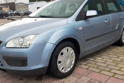 Ford Focus 87.000 km 3.499 € Reutlingen 72770