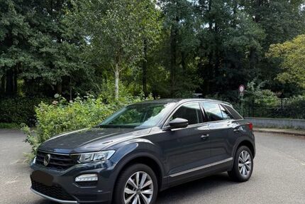 VW T-Roc 75.141 km 15.999 € Hamburg 22399