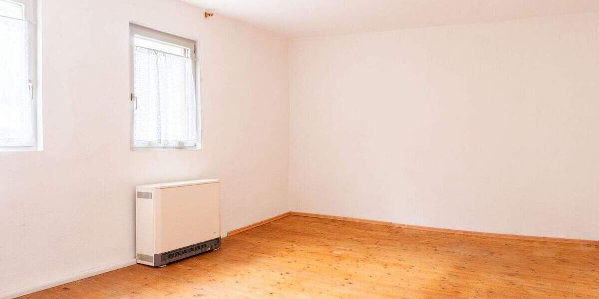 Einfamilienhaus Eppingen Elsenz - 6 Zimmer, 157 m&sup2;, 178.000&euro; | Angebot:26702918