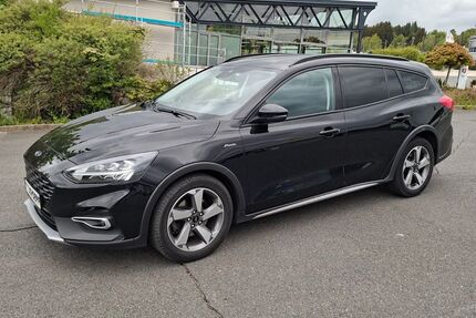 Ford Focus 106.800 km 10.990 &euro; Naila 95119