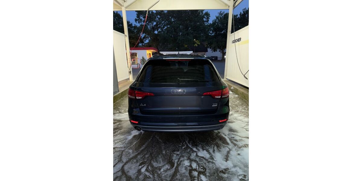 Audi A4 100.000 km 18.400 &euro; Bad Lippspringe 33175