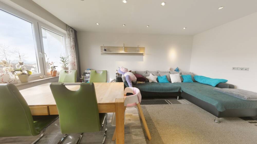 Etagenwohnung Amberg - 3 Zimmer, 92 m&sup2;, 258.000&euro; | Angebot:25926747