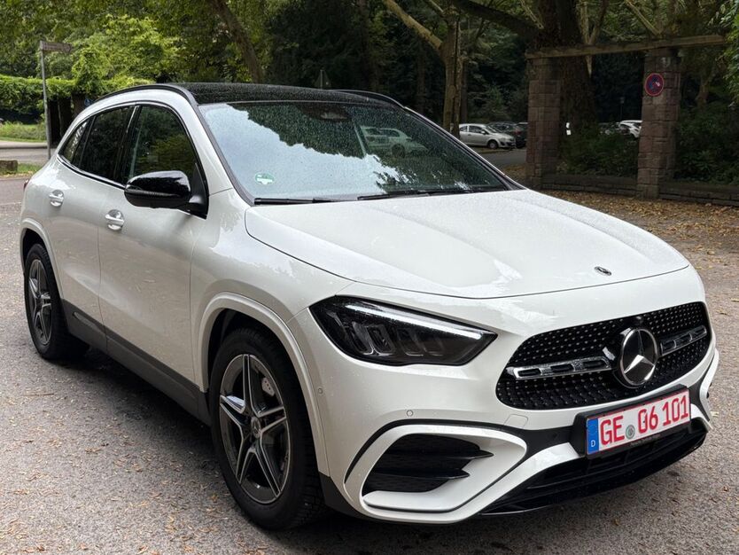 Mercedes-Benz GLA 200 6.980 km 38.888 € Gelsenkirchen OT Schalke-Nord 45881