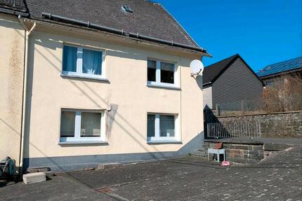 Haus Beselich - 5 Zimmer, 125 m&sup2;, 700&euro; | Angebot:26145306