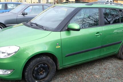 Skoda Fabia 141.500 km 5.490 &euro; Zwickau 08056