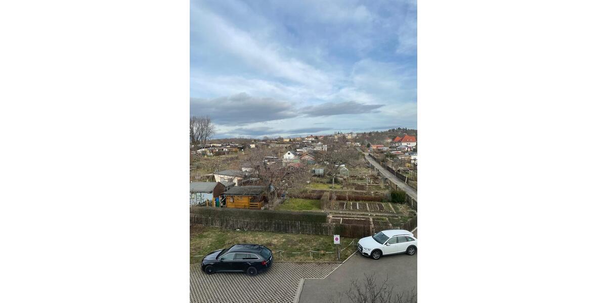 attraktive Kapitalanlage - vermietete 4-Raum-Wohnung im Grünen mit Balkon und Stellplatz - Etagenwohnung Gera | Angebot:27362900