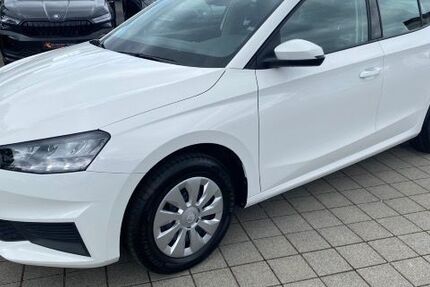 Skoda Fabia 13.299 km 12.990 &euro; Kaiserslautern 67657