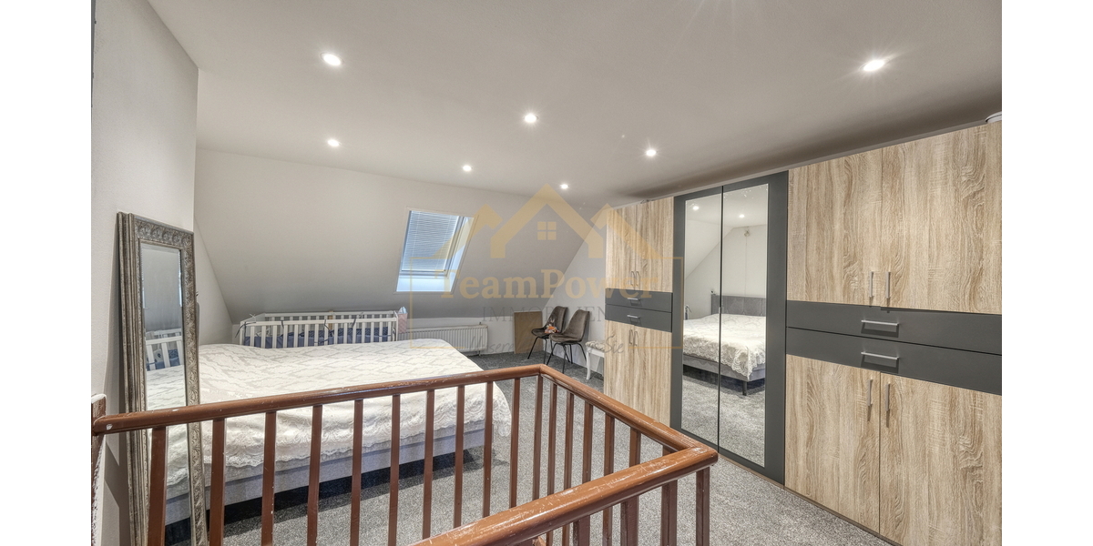 Bezahlbarer Familientram! Koffer packen und direkt einziehen! - Reihenmittelhaus Neumünster Böcklersiedlung | Angebot:25365888