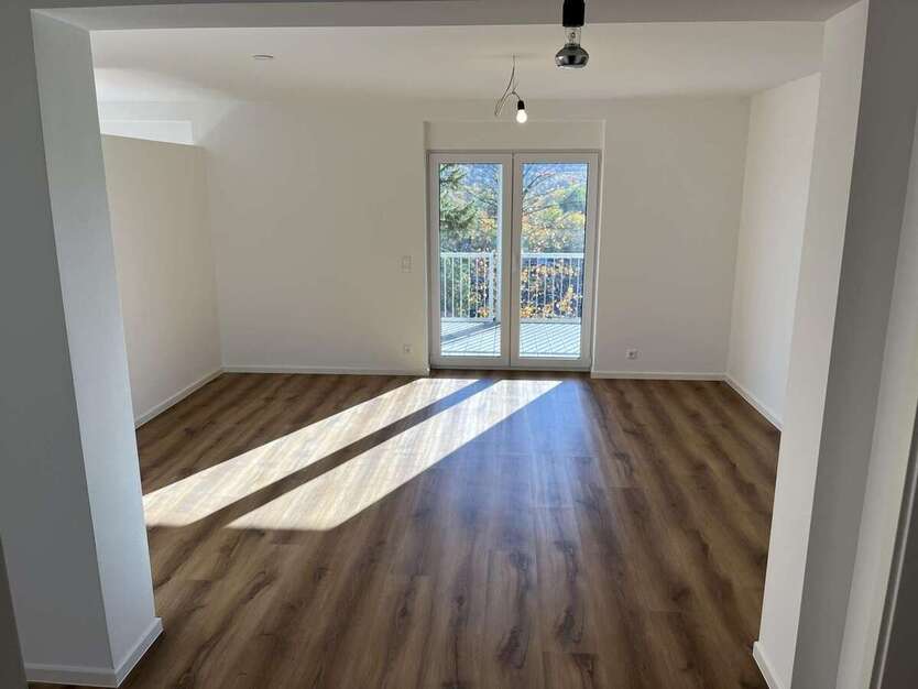 Wohnung zum Mieten in Esslingen 1.256 € 78.5 m² 2.5 zimmer