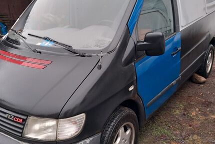 Mercedes-Benz Vito 198.000 km 1.200 &euro; Einbeck 37574