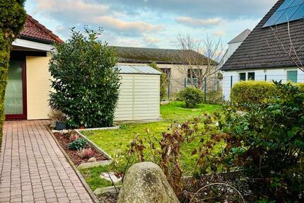 Ruhige Dachgeschosswohnung mit Garten in Oyten-Bassen 4 zimmer