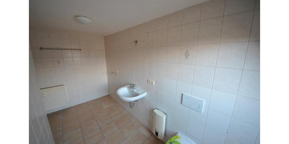Dachgeschoßwohnung Bischofswerda - 2 Zimmer, 60 m&sup2;, 410&euro; | Angebot:26394896