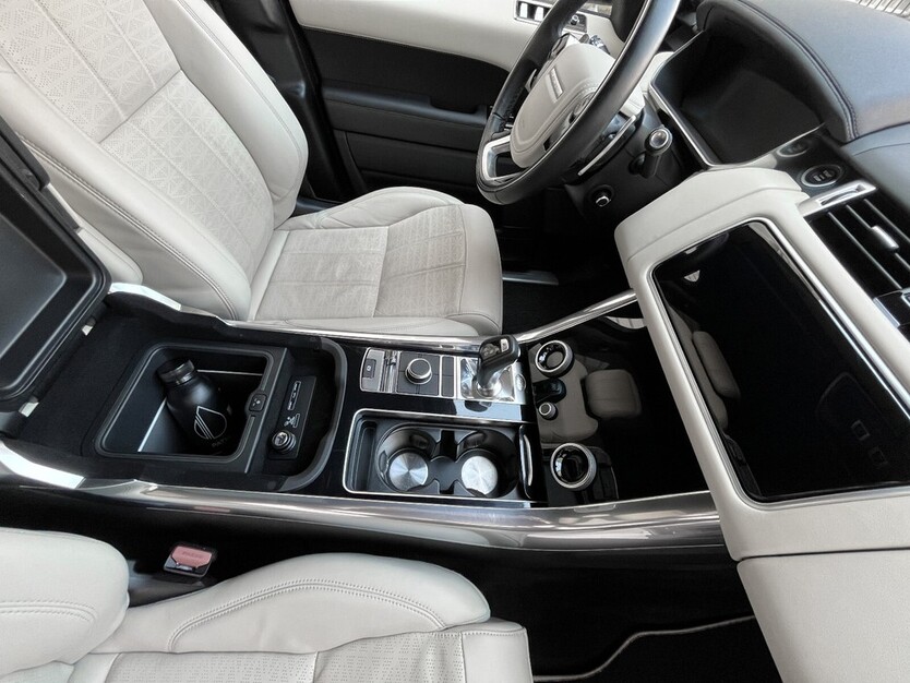 Land Rover Range Rover Sport 25.374 km 73.500 € Berlin 10178