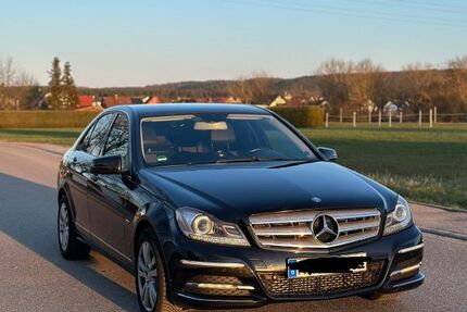 Mercedes-Benz C 200 146.000 km 10.800 &euro; Röttenbach 91187