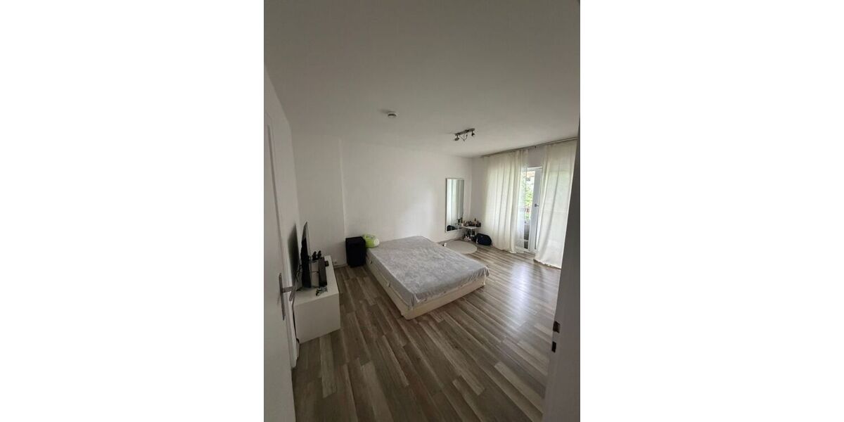 Provisionsfrei* Einziehen & Wohlfühlen: Helle 2-Zimmer-Wohnung in Hannover Ricklingen - 2- Hannover Oberricklingen | Angebot:27082178