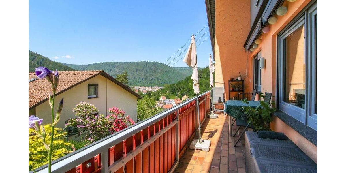 Einfamilienhaus Bad Wildbad Calmbach - 5 Zimmer, 204 m&sup2;, 500.000&euro; | Angebot:26779299