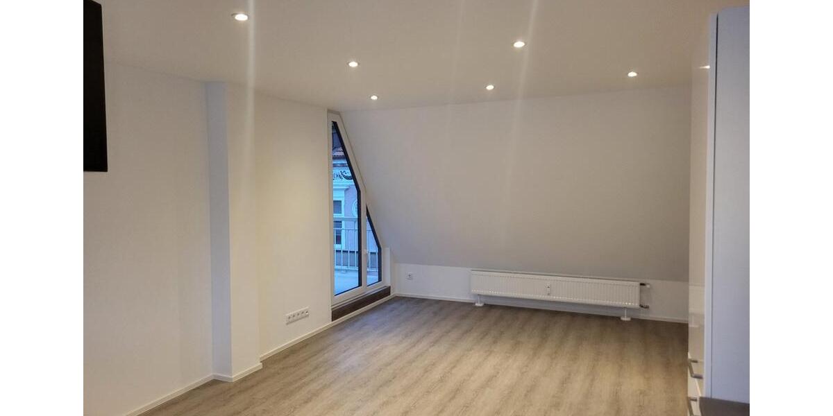 Dachgeschoßwohnung Eberbach - 1.5 Zimmer, 78 m&sup2;, 875&euro; | Angebot:26365223